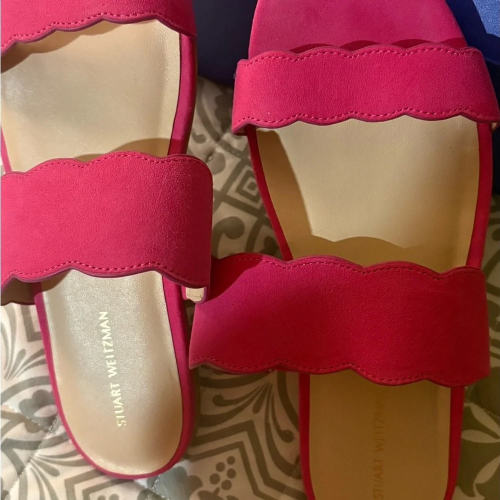 Sandals - Picture 3 of 4